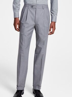 NWT Men’s Michael Kors Pleated Solid Classic Fit Pants